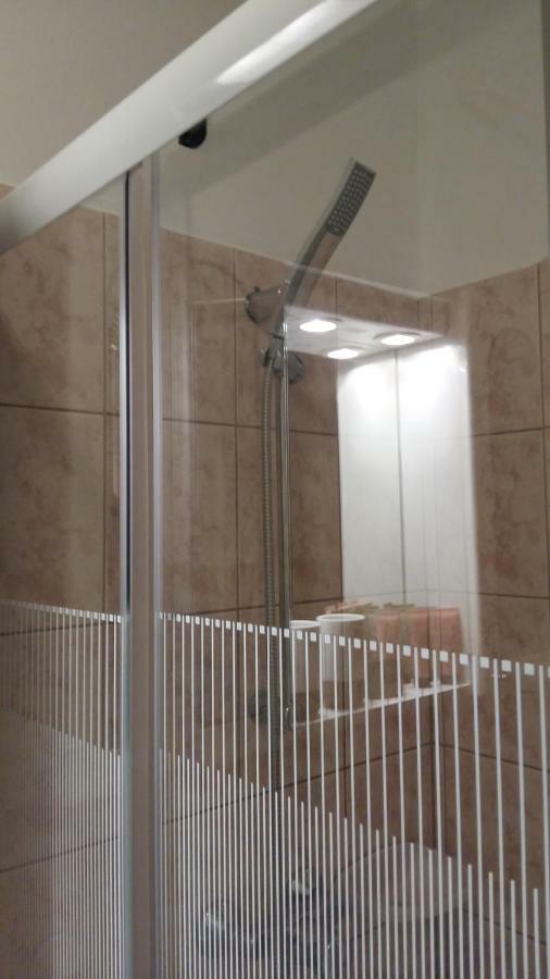 Heni Apartman 瑙吉考尼饶 外观 照片