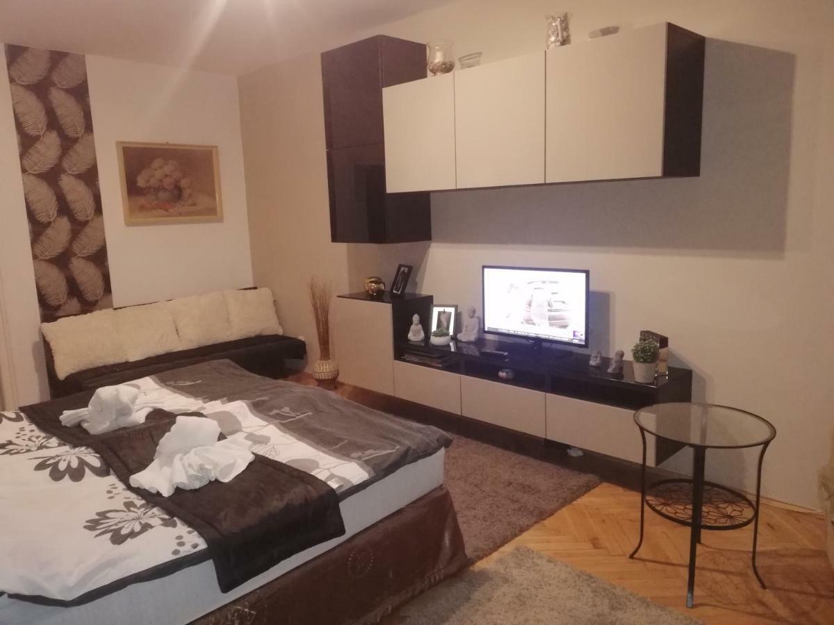 Heni Apartman 瑙吉考尼饶 外观 照片